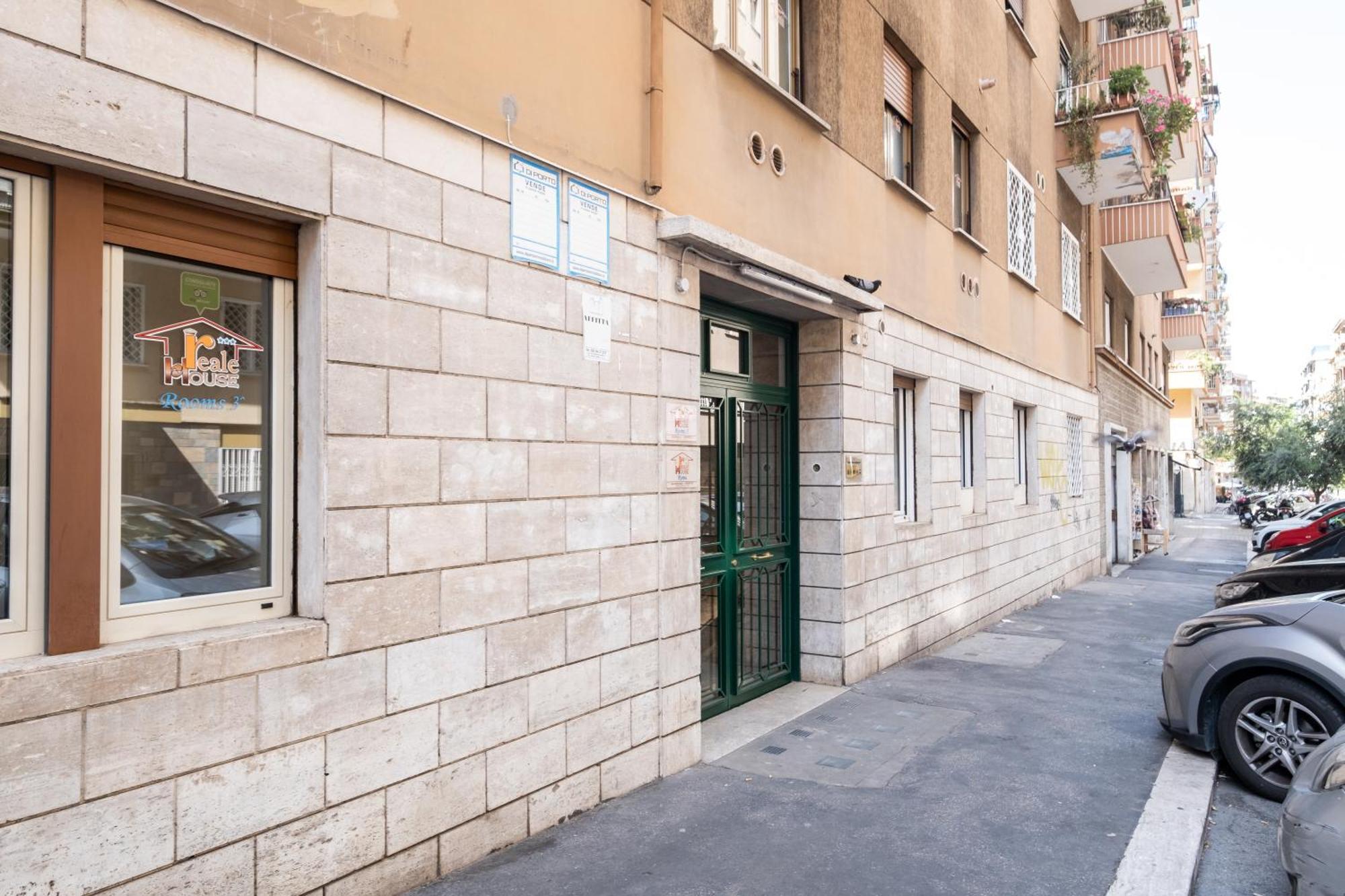 4Bnb - Reale House Rome Bagian luar foto