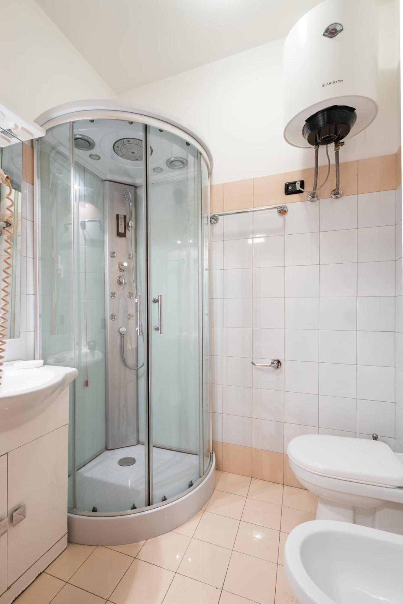 4Bnb - Reale House Rome Bagian luar foto